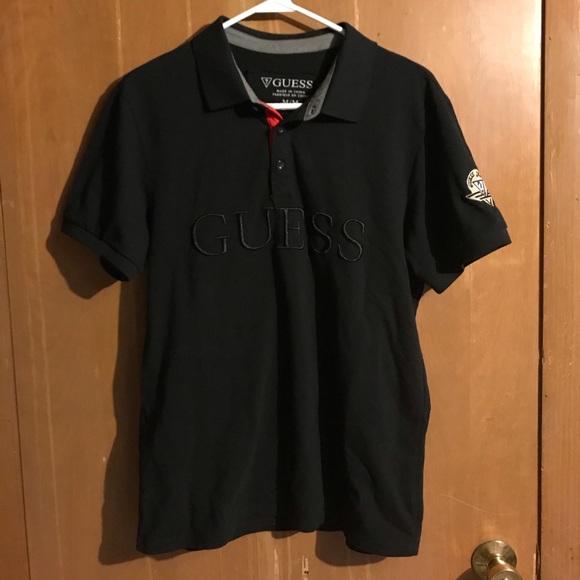 Guess collard Shirt - Picture 1 of 3